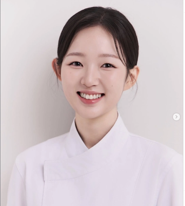 Black and White Chef: Culinary Class Wars Season 2 Chef list & instagram Baby Beast 김시현 셰프
